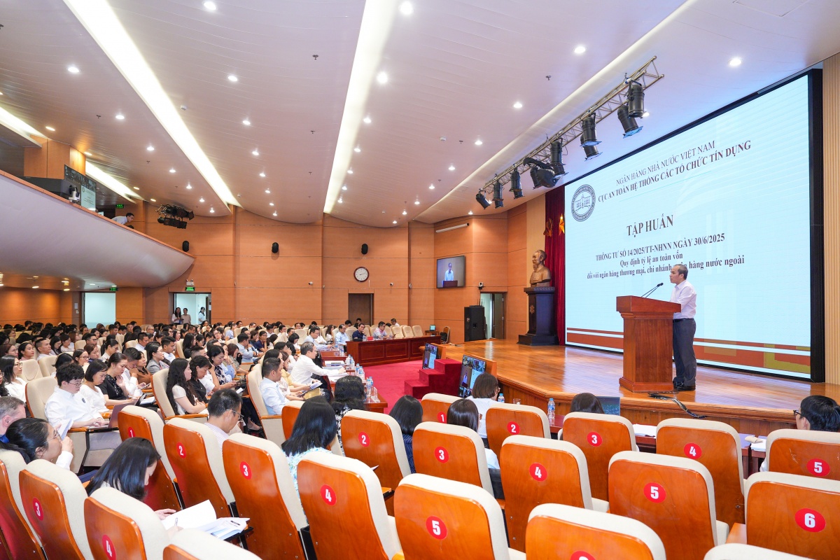 Hướng tới hệ thống ngân hàng minh bạch, an toàn Hướng tới hệ thống ngân hàng minh bạch, an toàn