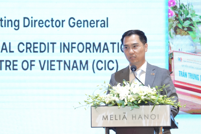 Xếp hạng và chấm điểm tín dụng theo công nghệ mới để tăng cường quản trị rủi ro, nâng cao chất lượng tín dụng Xếp hạng và chấm điểm tín dụng theo công nghệ mới để tăng cường quản trị rủi ro, nâng cao chất lượng tín dụng