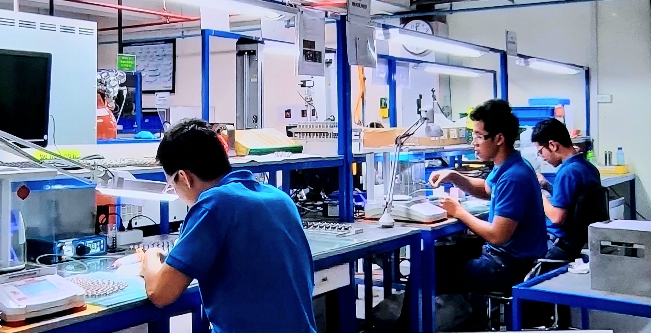 Doanh nghiệp cần chú trọng xây dựng đội ngũ vận hành công nghệ mới, kiểm soát chất lượng và thiết kế sản phẩm Doanh nghiệp cần chú trọng xây dựng đội ngũ vận hành công nghệ mới, kiểm soát chất lượng và thiết kế sản phẩm