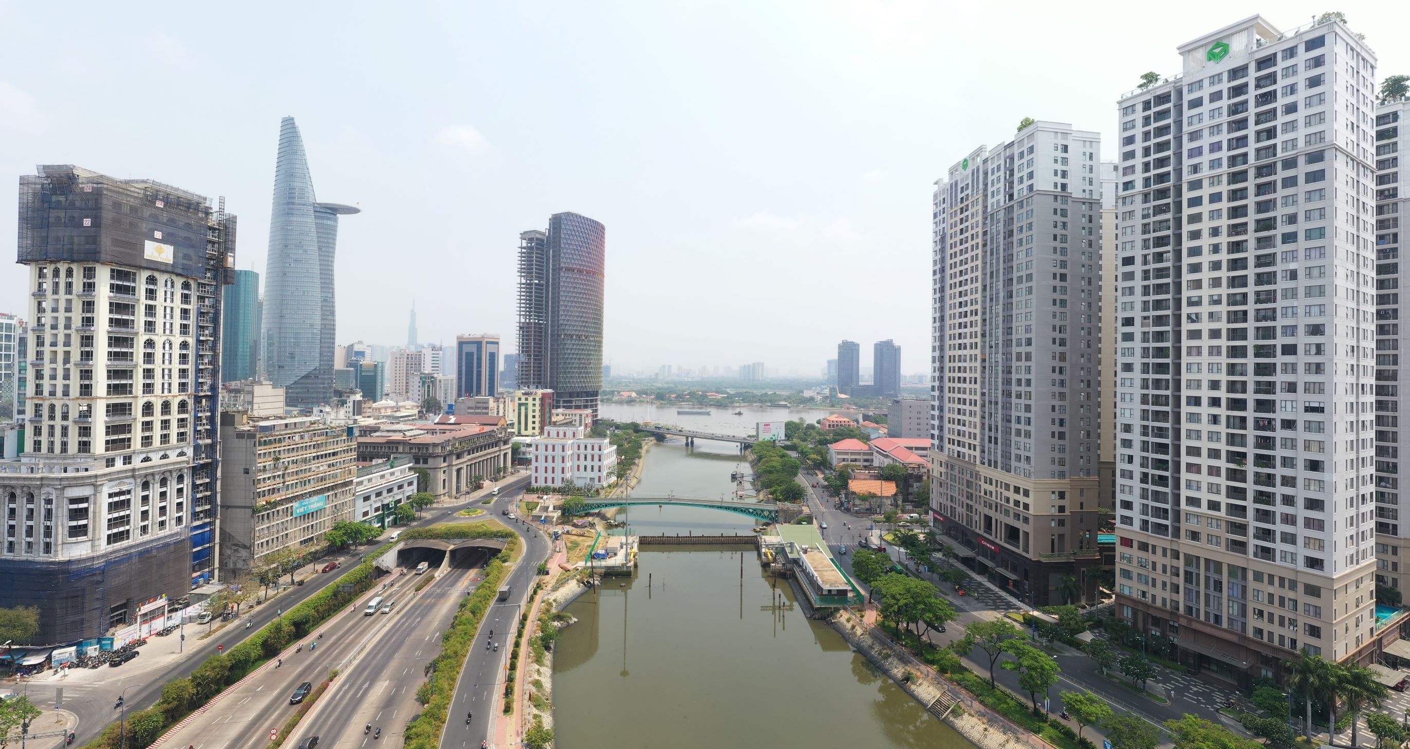 Những tiềm ẩn rủi ro pháp lý trong giao dịch bất động sản Những tiềm ẩn rủi ro pháp lý trong giao dịch bất động sản