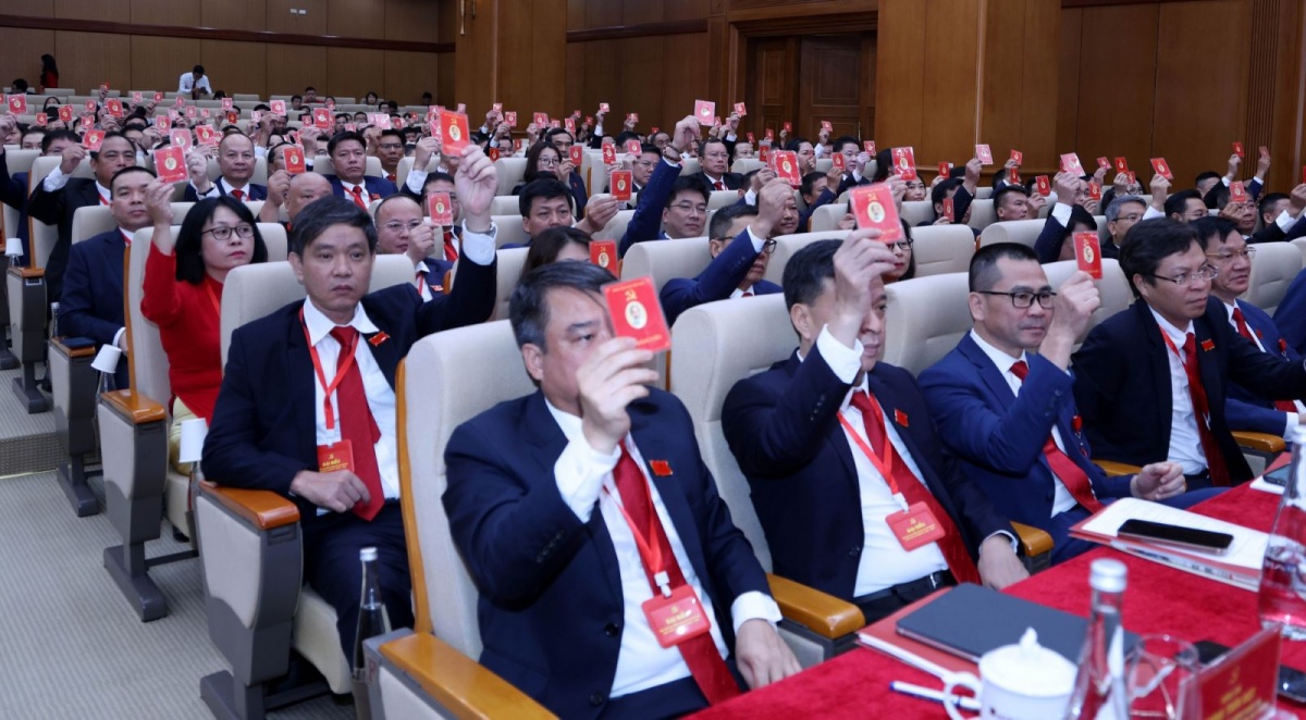 Đảng bộ Agribank nhiệm kỳ 2025 - 2030: Đoàn kết - Dân chủ - Kỷ cương - Đột phá - Phát triển Đảng bộ Agribank nhiệm kỳ 2025 - 2030: Đoàn kết - Dân chủ - Kỷ cương - Đột phá - Phát triển