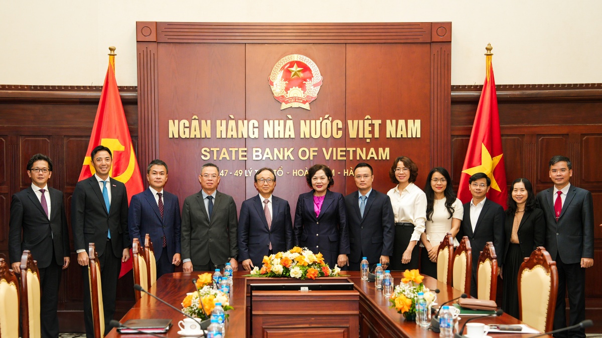 Thống đốc NHNN Nguyễn Thị Hồng tiếp Tổng giám đốc Tập đoàn MUFG Thống đốc NHNN Nguyễn Thị Hồng tiếp Tổng giám đốc Tập đoàn MUFG