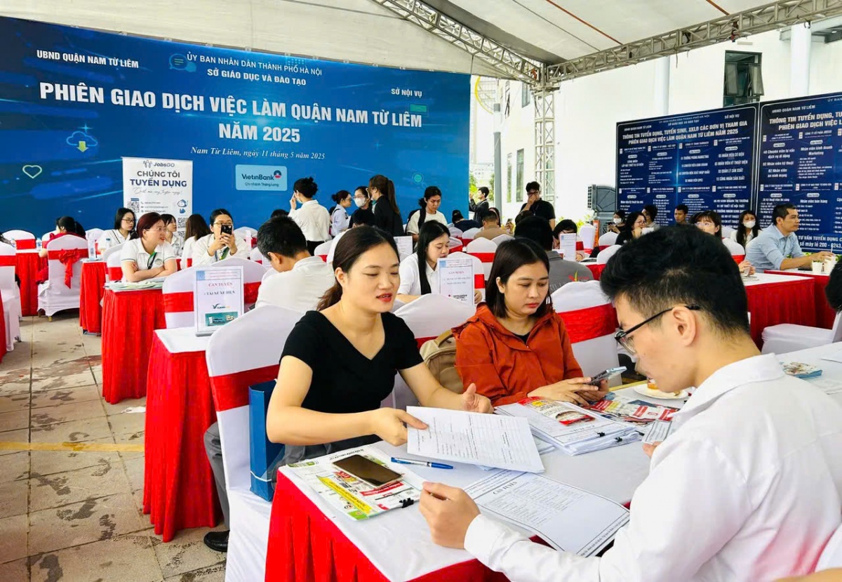 Cung, cầu lao động vẫn 