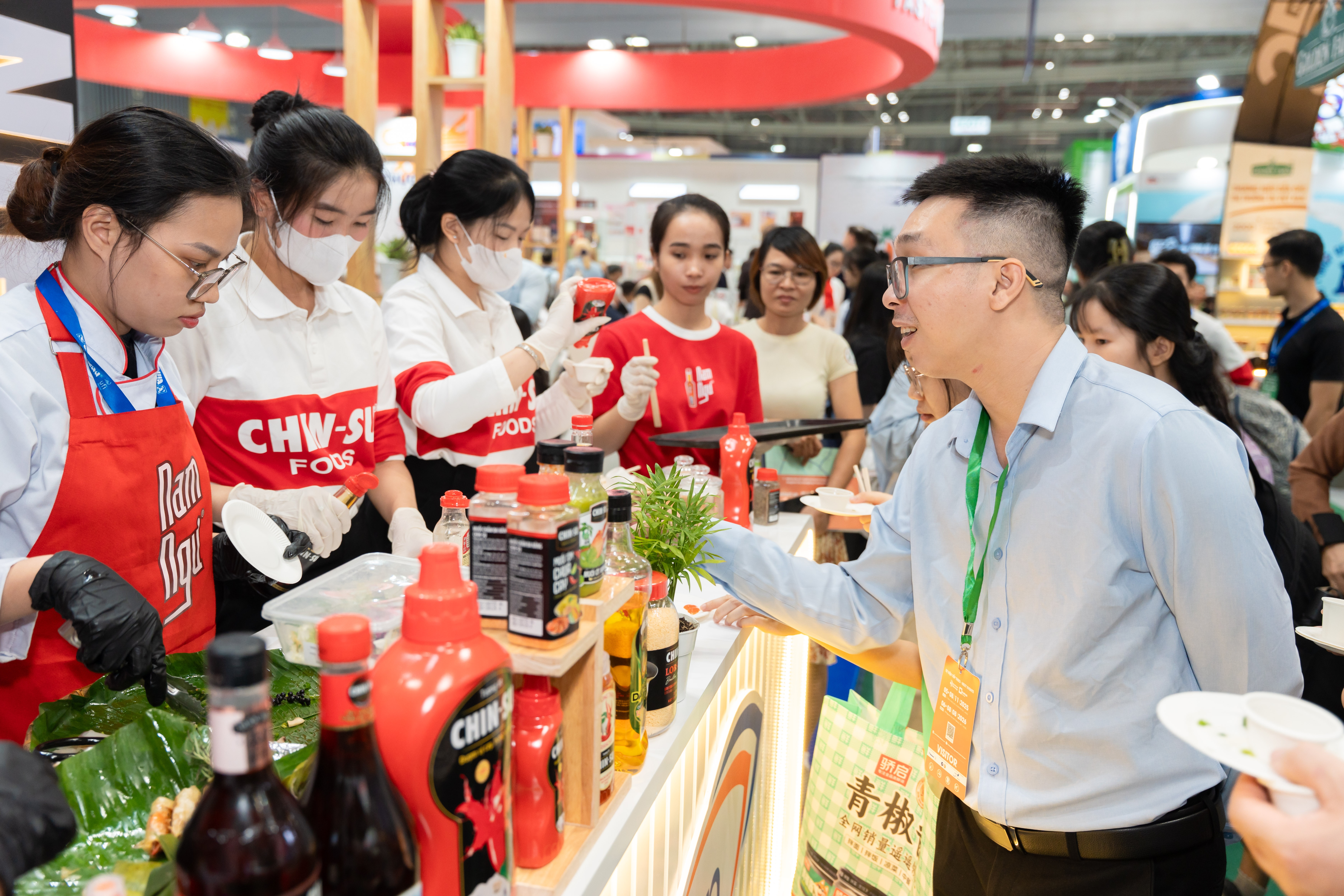 Masan khẳng định vị thế doanh nghiệp hàng tiêu dùng hàng đầu tại Vietfood & Propack Vietnam 2025 Masan khẳng định vị thế doanh nghiệp hàng tiêu dùng hàng đầu tại Vietfood & Propack Vietnam 2025