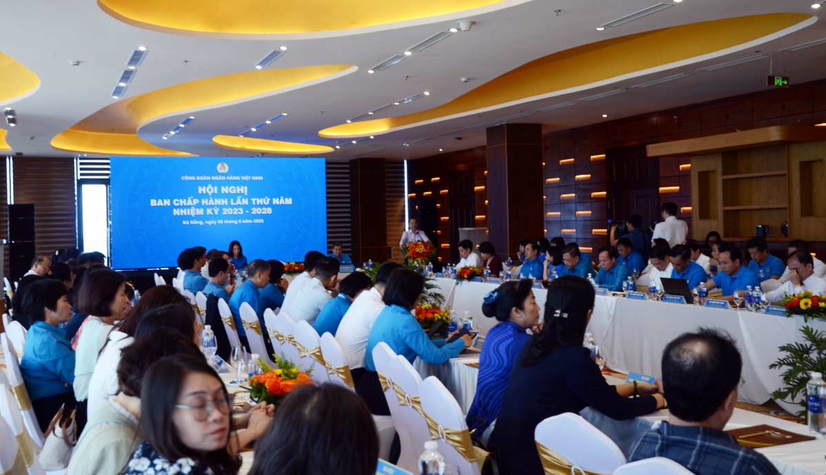 Công đoàn Ngân hàng Việt Nam: Đồng hành, đổi mới vì người lao động và an sinh xã hội Công đoàn Ngân hàng Việt Nam: Đồng hành, đổi mới vì người lao động và an sinh xã hội