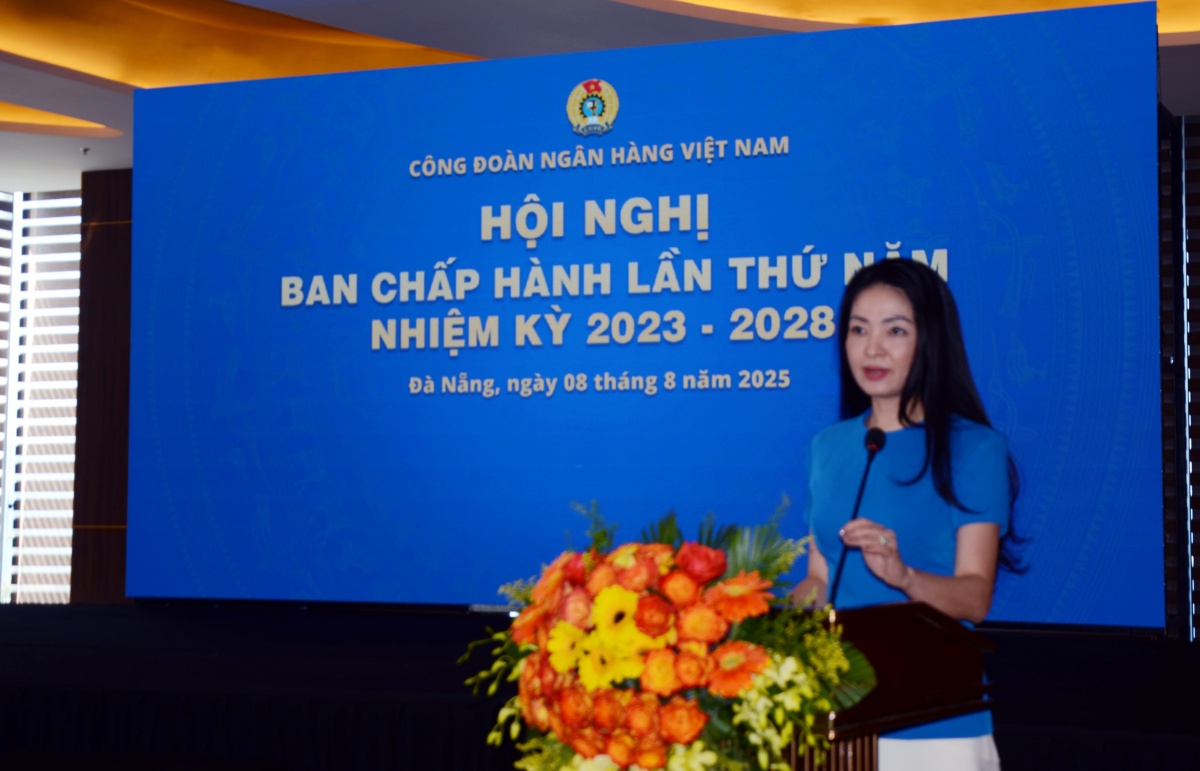 Công đoàn Ngân hàng Việt Nam: Đồng hành, đổi mới vì người lao động và an sinh xã hội Công đoàn Ngân hàng Việt Nam: Đồng hành, đổi mới vì người lao động và an sinh xã hội