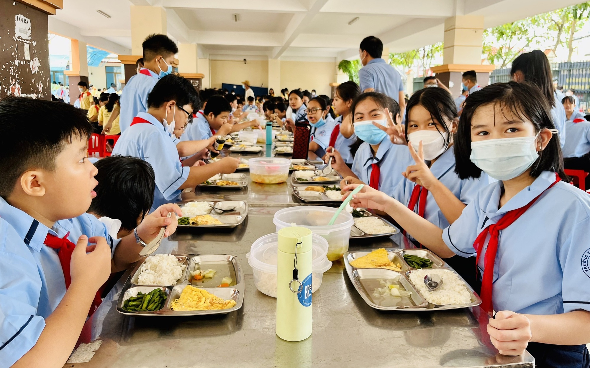 Hỗ trợ bữa ăn bán trú cho học sinh tiểu học từ năm học 2025-2026