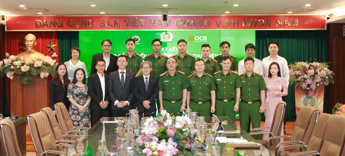 Sử dụng dịch vụ xác thực điện tử qua VneID ngay trên ứng dụng OCB OMNI Sử dụng dịch vụ xác thực điện tử qua VneID ngay trên ứng dụng OCB OMNI