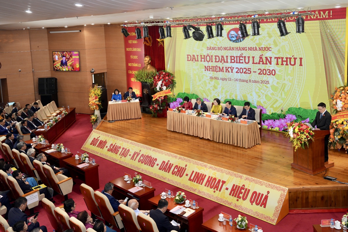 Hoàn thành tốt nhiệm vụ chính trị, góp phần ổn định kinh tế vĩ mô và thúc đẩy tăng trưởng