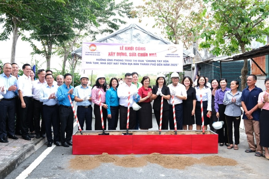Agribank và hành trình cùng cả nước hoàn thành mục tiêu chương trình xóa nhà tạm, nhà dột nát