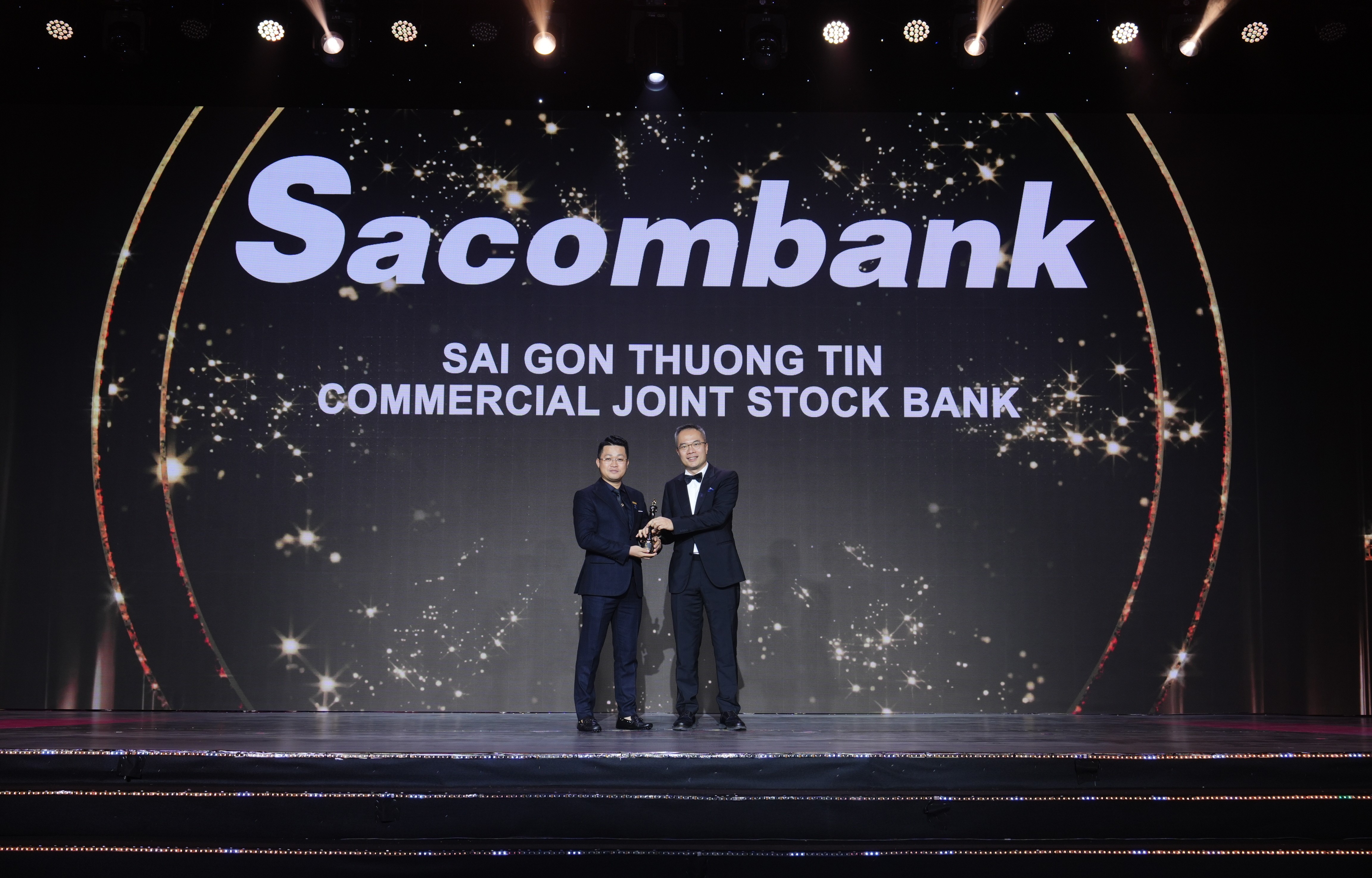 Sacombank khẳng định vị thế nguồn nhân lực dẫn đầu khu vực