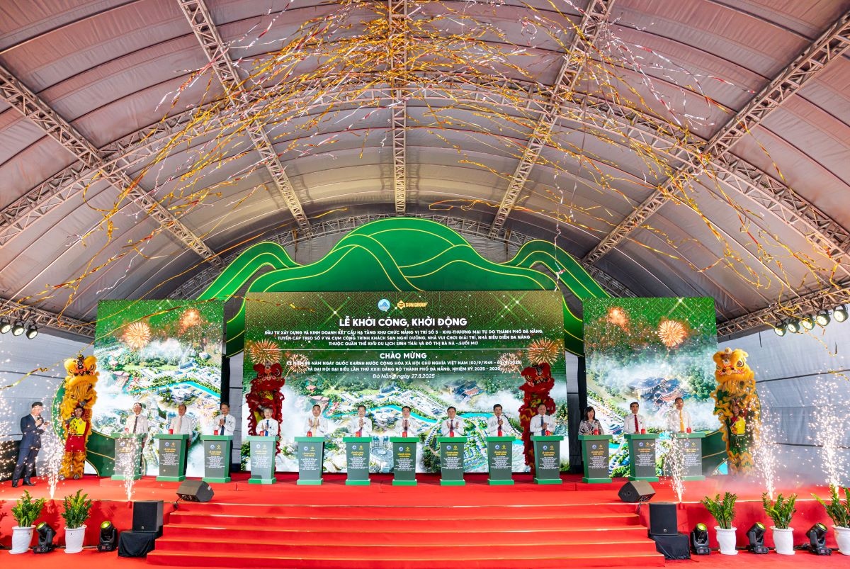 Ông Lương Nguyễn Minh Triết - Chủ tịch UBND Thành phố Đà Nẵng phát biểu tại Lễ khởi công tổ hợp đô thị nghỉ dưỡng, vui chơi giải trí Bà Nà -Suối Mơ Ông Lương Nguyễn Minh Triết - Chủ tịch UBND Thành phố Đà Nẵng phát biểu tại Lễ khởi công tổ hợp đô thị nghỉ dưỡng, vui chơi giải trí Bà Nà -Suối Mơ