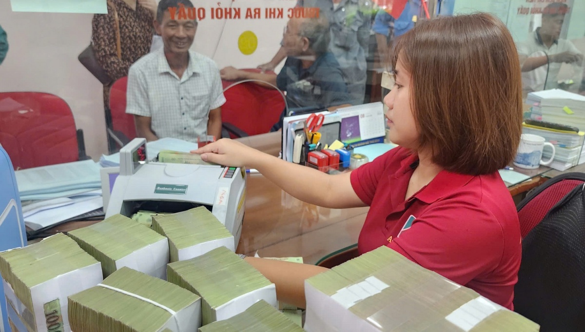 Agribank làm việc xuyên lễ, bảo đảm quà Quốc khánh 2/9 đến người dân kịp thời