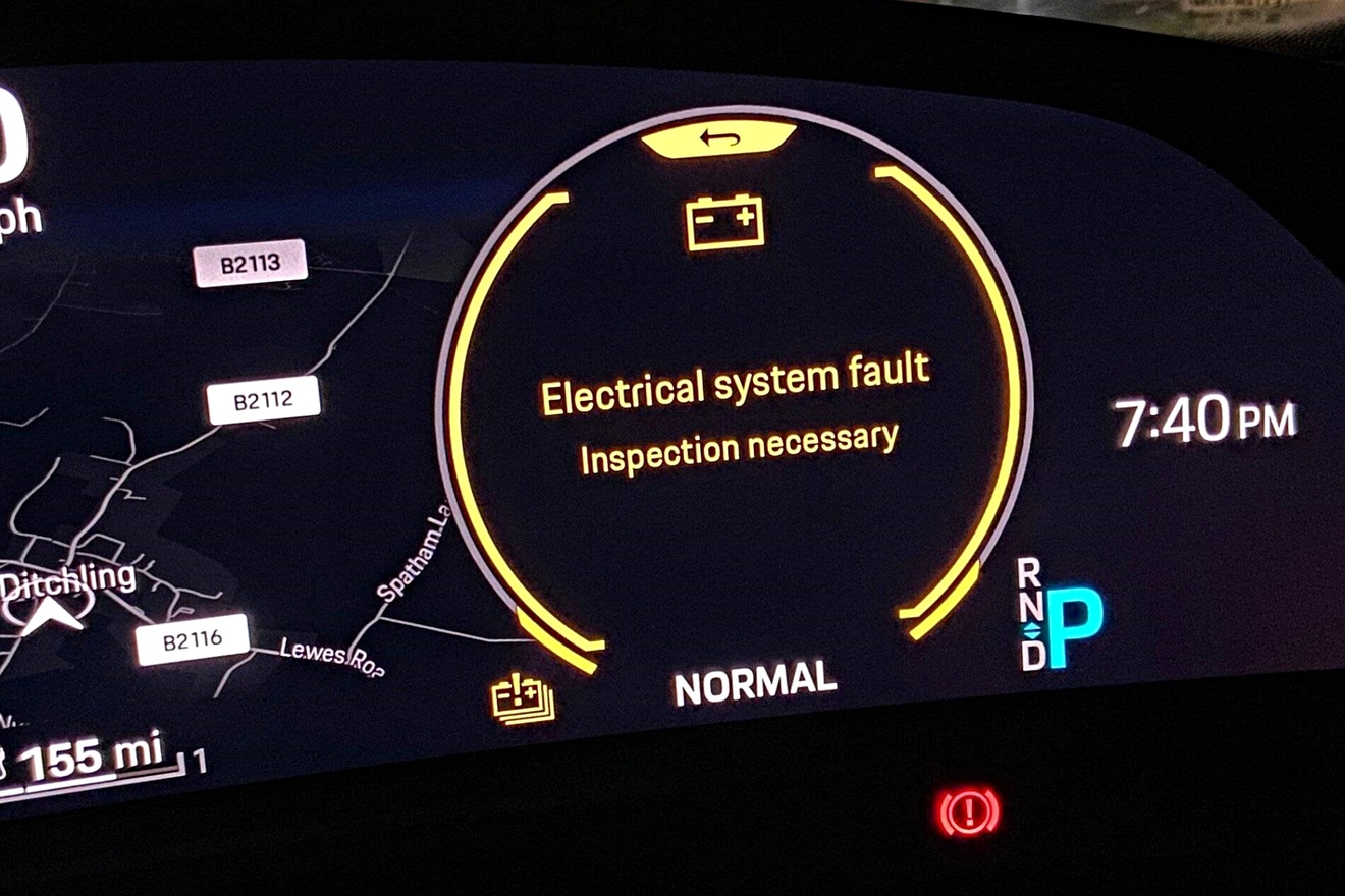 cảnh báo “Electrical system fault - Inspection necessary” cảnh báo “Electrical system fault - Inspection necessary”