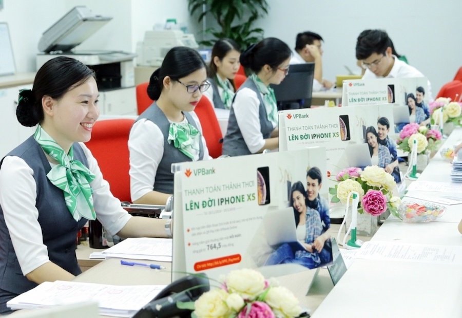 Ngân hàng tăng thu ngoài lãi: Hướng đi chiến lược cho tăng trưởng bền vững Ngân hàng tăng thu ngoài lãi: Hướng đi chiến lược cho tăng trưởng bền vững