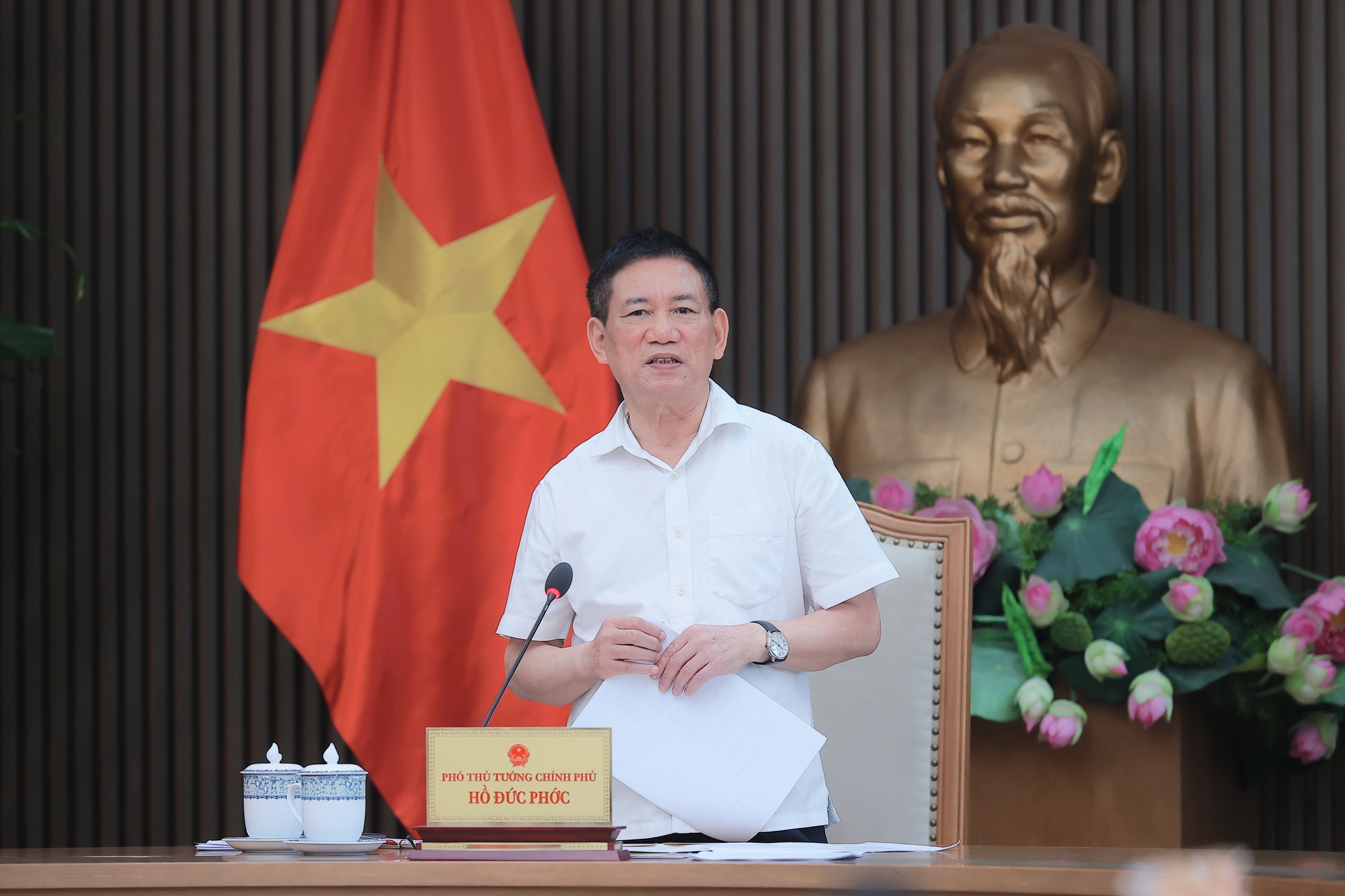 Phó Thủ tướng Chính phủ Hồ Đức Phớc chủ trì cuộc họp - Ảnh: VGP/Trần Mạnh Phó Thủ tướng Chính phủ Hồ Đức Phớc chủ trì cuộc họp - Ảnh: VGP/Trần Mạnh