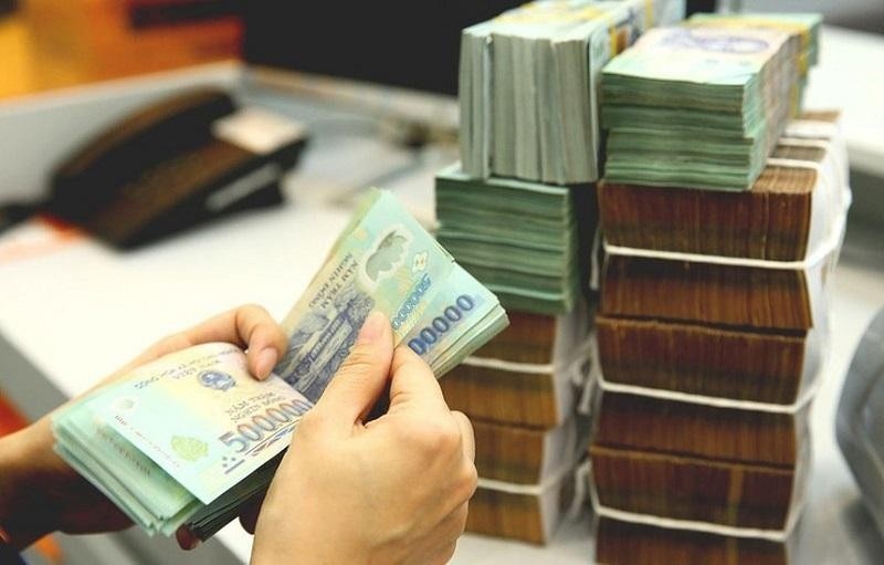 Lãi suất chịu nhiều áp lực, dư địa giảm ngày càng hẹp Lãi suất chịu nhiều áp lực, dư địa giảm ngày càng hẹp