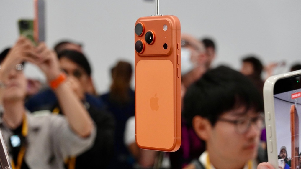 Cơn sốt iPhone 17 series: Ngân hàng và đại lý đua nhau tung ưu đãi hút khách