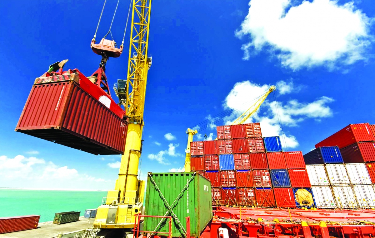 Thông tư 14 có hiệu lực, lãi suất cho vay ưu tiên sẽ trở thành mặt bằng lãi suất chủ đạo, đặc biệt ở các lĩnh vực gắn với sản xuất, tiêu dùng thiết yếu và an sinh xã hội Thông tư 14 có hiệu lực, lãi suất cho vay ưu tiên sẽ trở thành mặt bằng lãi suất chủ đạo, đặc biệt ở các lĩnh vực gắn với sản xuất, tiêu dùng thiết yếu và an sinh xã hội