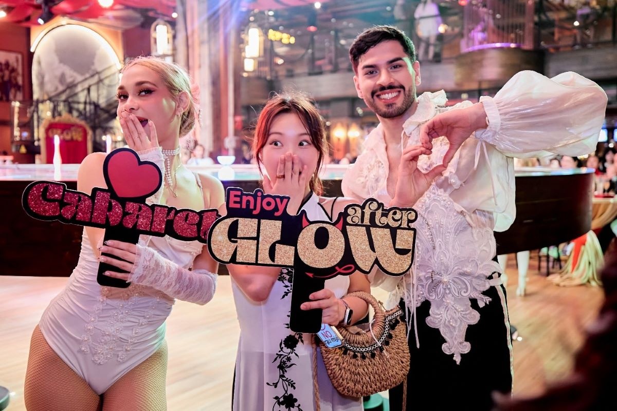 Du khách sẽ có hành trình trải nghiệm nghệ thuật vô cùng thú vị với Show “After Glow”