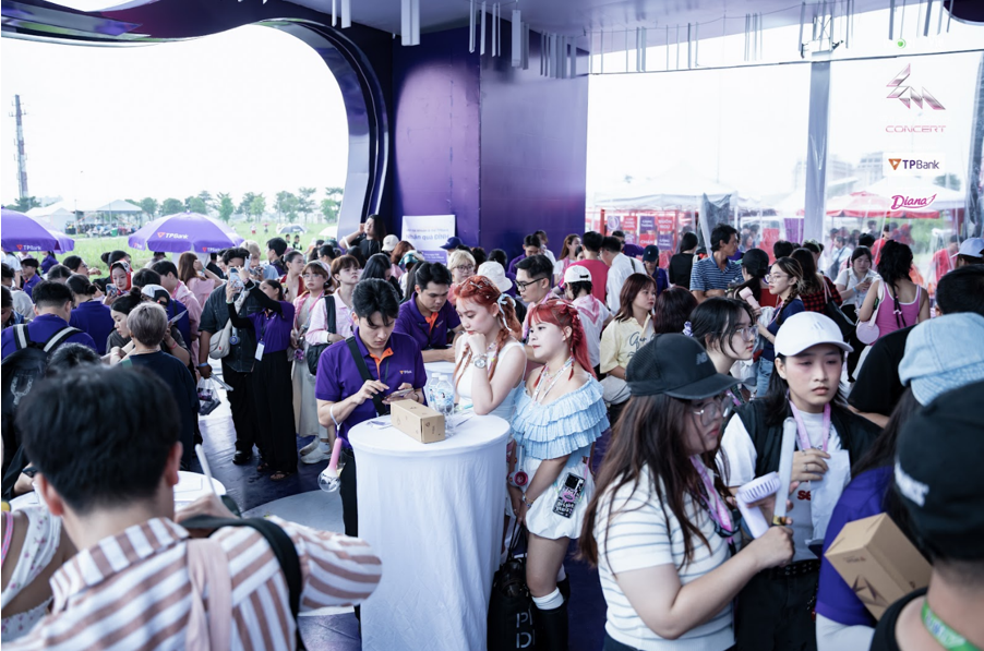 Booth TPBank trở thành điểm “check-in” hot nhất concert Booth TPBank trở thành điểm “check-in” hot nhất concert