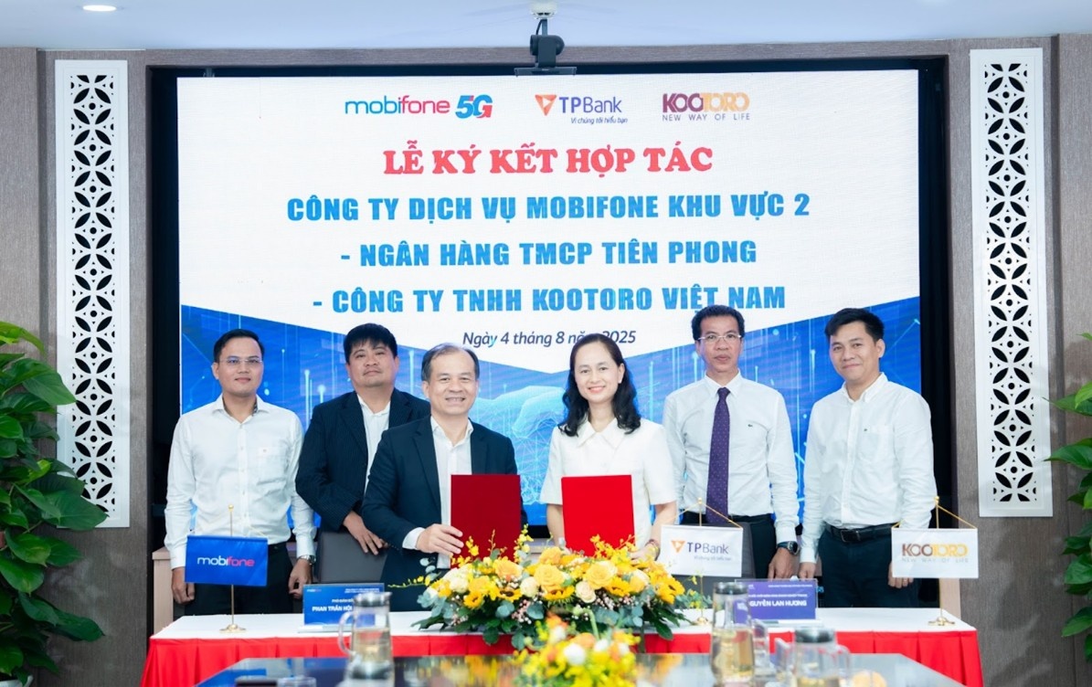 TPBank ký kết hợp tác chiến lược với MobiFone TPBank ký kết hợp tác chiến lược với MobiFone