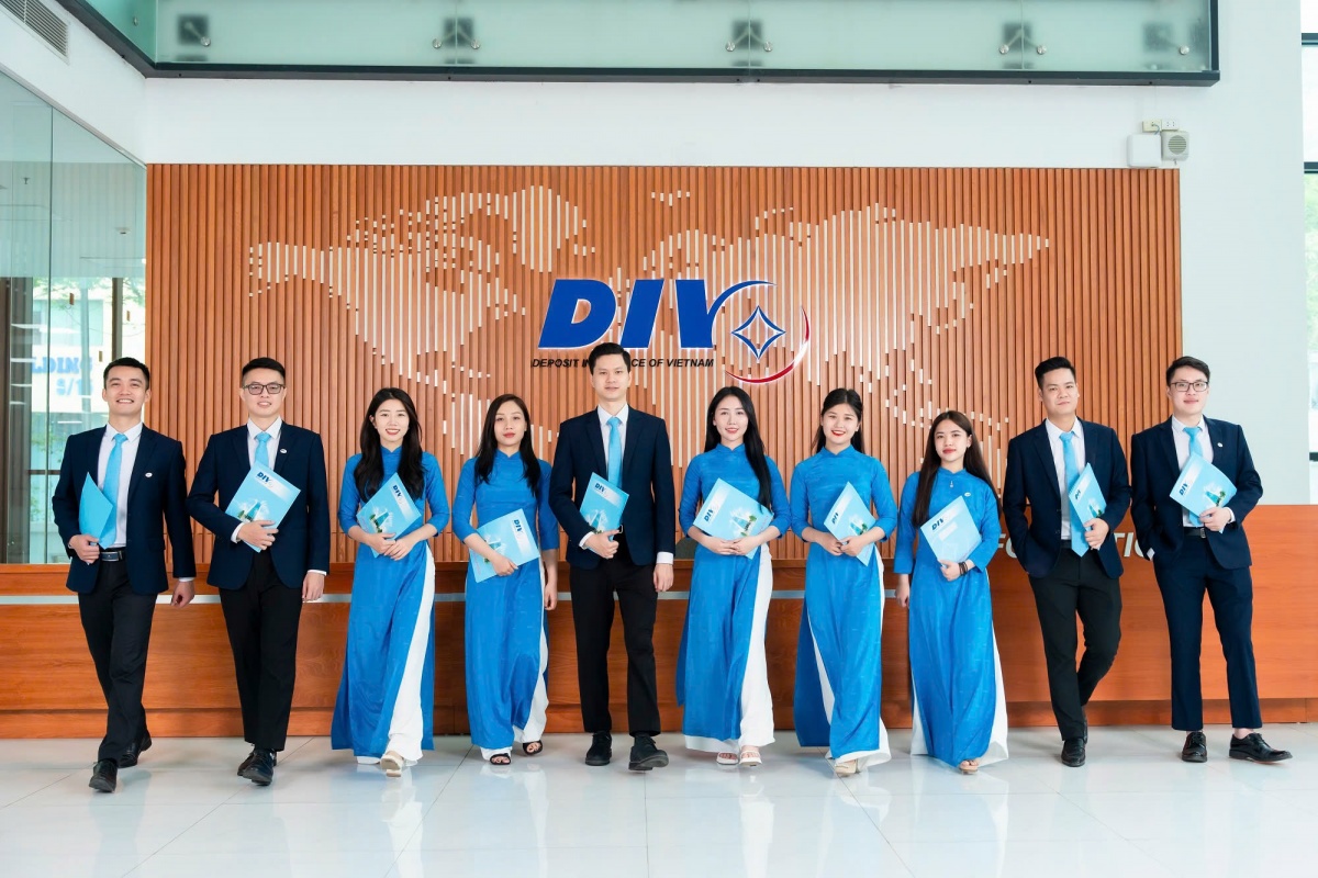Bảo hiểm tiền gửi Việt Nam: Khơi dậy sức mạnh từ phong trào thi đua yêu nước Bảo hiểm tiền gửi Việt Nam: Khơi dậy sức mạnh từ phong trào thi đua yêu nước