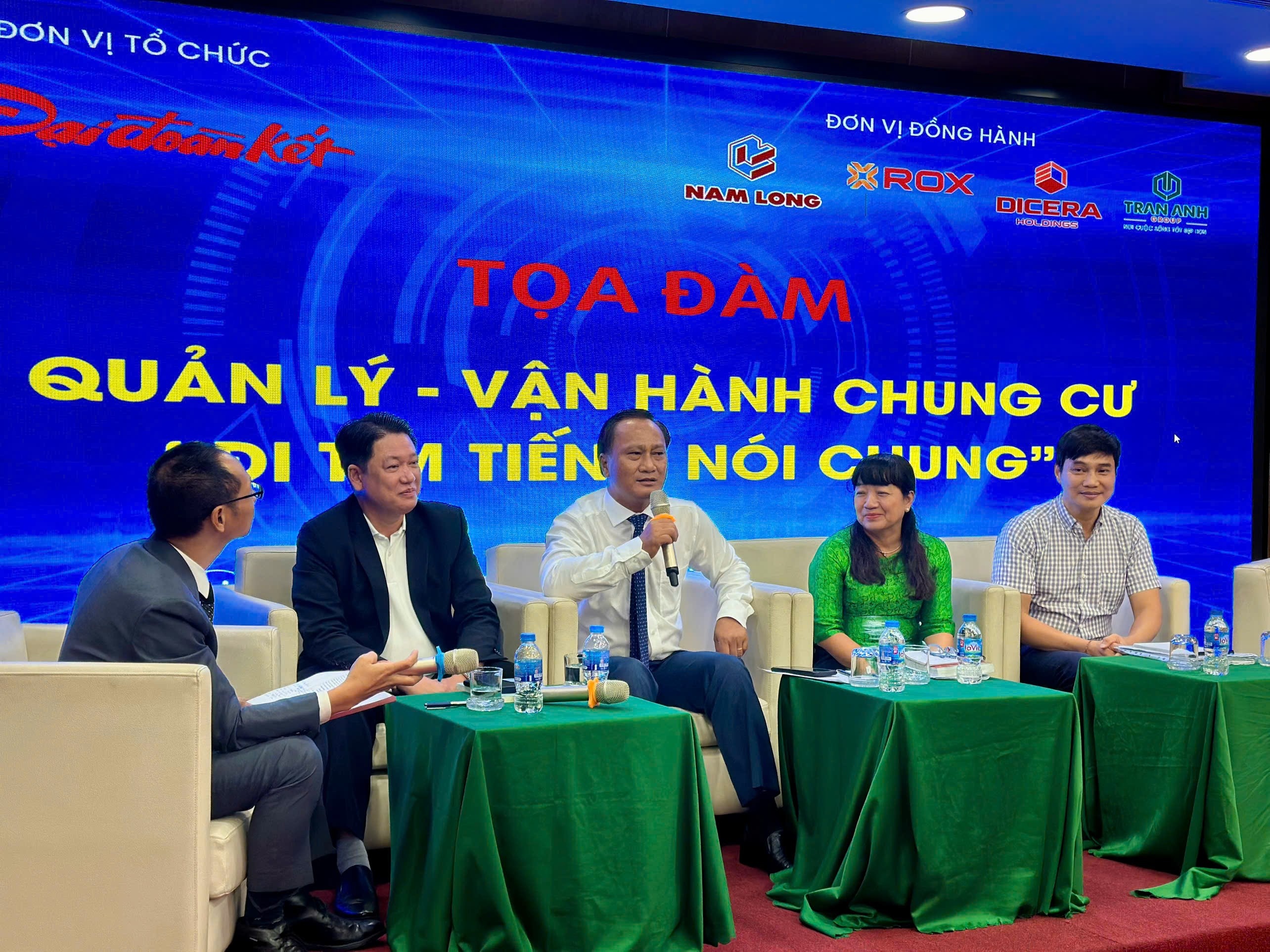 Cần có riêng luật chung cư để chấm dứt tranh chấp lâu dài Cần có riêng luật chung cư để chấm dứt tranh chấp lâu dài