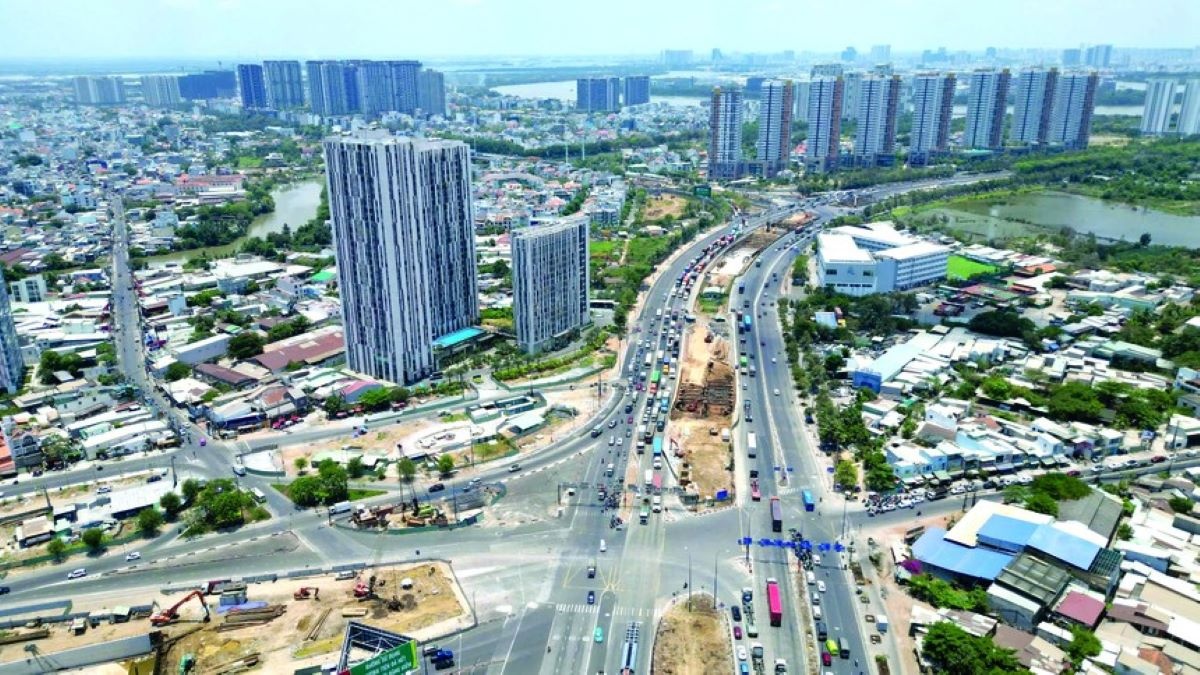 Hạ tầng giao thông đã tạo ra tiềm năng phát triển vượt bậc cho đô thị và bất động sản Việt Nam