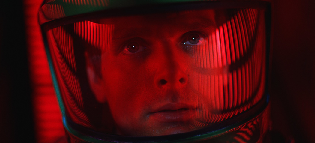 Keir Dullea trong bộ phim năm 1968 '2001: A Space Odyssey', trong đó máy tính Hal 9000 trở nên hung dữ sau khi phát hiện ra hai nhà khoa học đang cân nhắc việc vô hiệu hóa nó Keir Dullea trong bộ phim năm 1968 '2001: A Space Odyssey', trong đó máy tính Hal 9000 trở nên hung dữ sau khi phát hiện ra hai nhà khoa học đang cân nhắc việc vô hiệu hóa nó