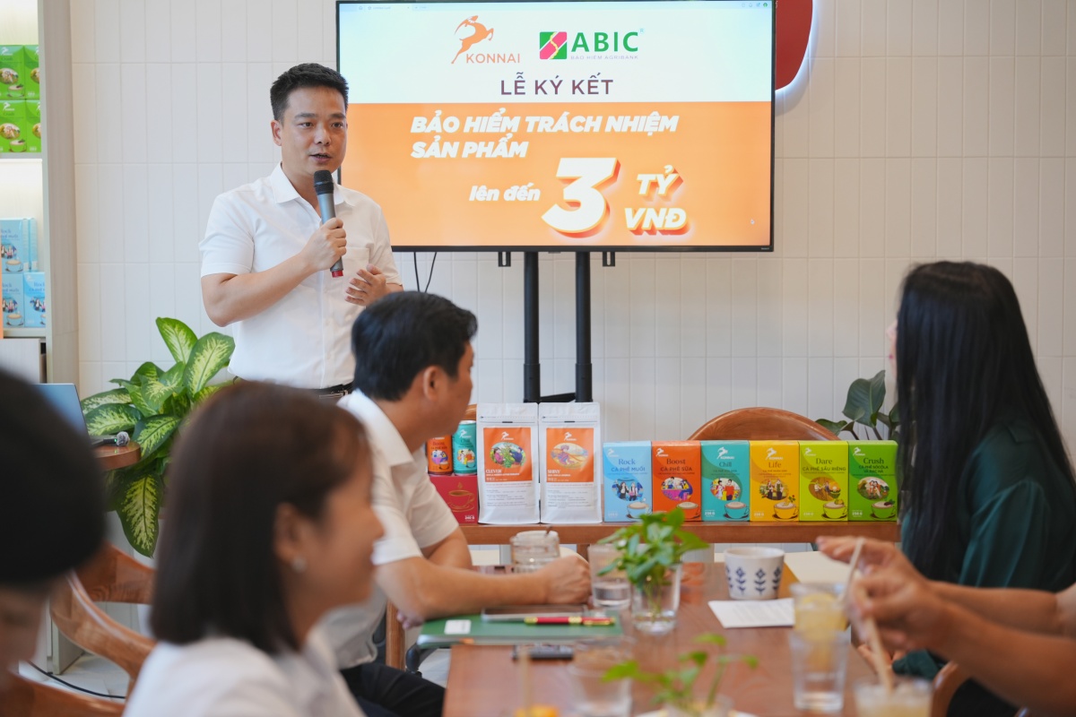 Lần đầu tiên tại Việt Nam uống cà phê được bảo hiểm lên tới 30 tỷ đồng Lần đầu tiên tại Việt Nam uống cà phê được bảo hiểm lên tới 30 tỷ đồng
