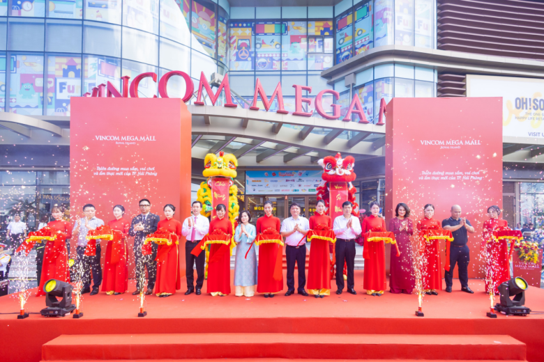 Vincom Mega Mall Royal Island - TTTM Khai trương Vincom Mega Mall Royal Island - Biểu tượng mua sắm – ẩm thực – giải trí mới tại Hải Phòng