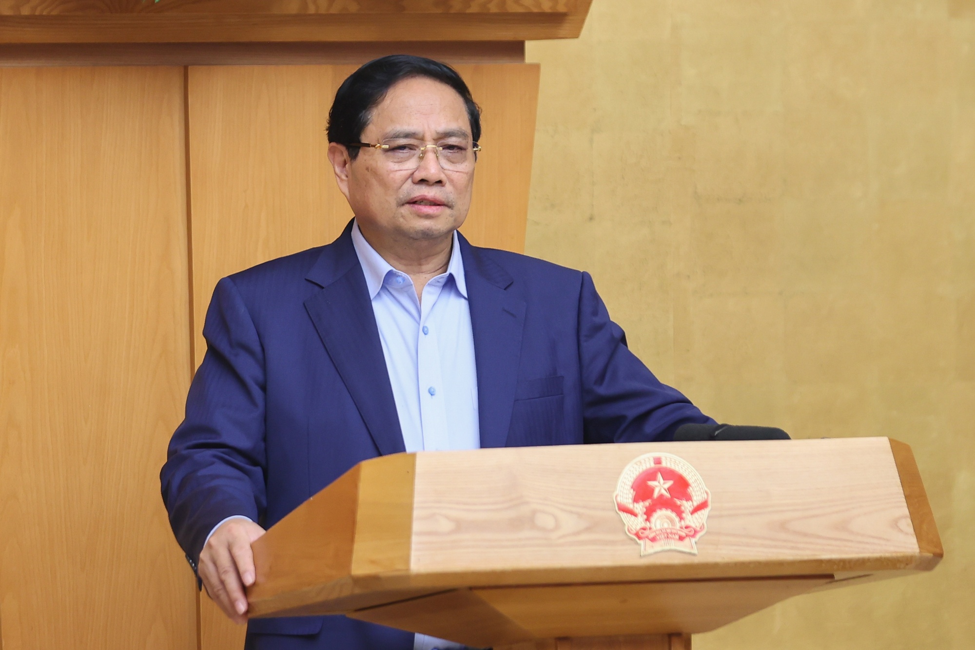 Thủ tướng đề nghị các đại biểu thảo luận, xác định rõ các nhiệm vụ, giải pháp trọng tâm tháng 10 và quý IV/2025 - Ảnh: VGP/Nhật Bắc Thủ tướng đề nghị các đại biểu thảo luận, xác định rõ các nhiệm vụ, giải pháp trọng tâm tháng 10 và quý IV/2025 - Ảnh: VGP/Nhật Bắc