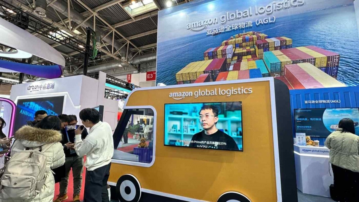 Việc lên các sàn TMĐT quốc tế vừa mở ra cơ hội lớn, vừa đặt ra nhiều thách thức