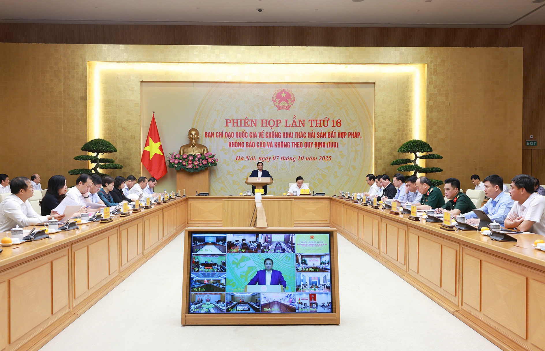 Thủ tướng chủ trì Phiên họp - Ảnh: VGP/Nhật Bắc