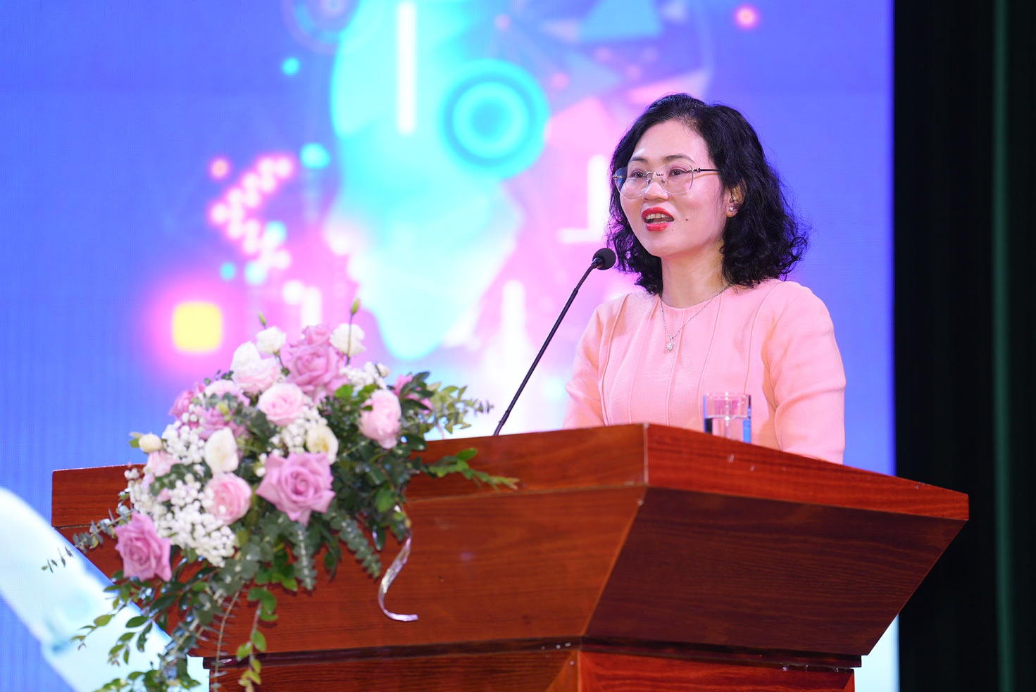 Tận dụng AI để nắm bắt cơ hội nghề nghiệp trong kỉ nguyên số Tận dụng AI để nắm bắt cơ hội nghề nghiệp trong kỉ nguyên số
