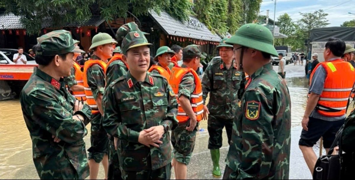 Viettel đảm bảo mạng lưới bằng xe cơ động, điện thoại vệ tinh và chính sách 20.000 đồng