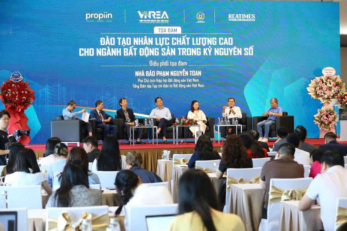 Quang cảnh tọa đàm Quang cảnh tọa đàm