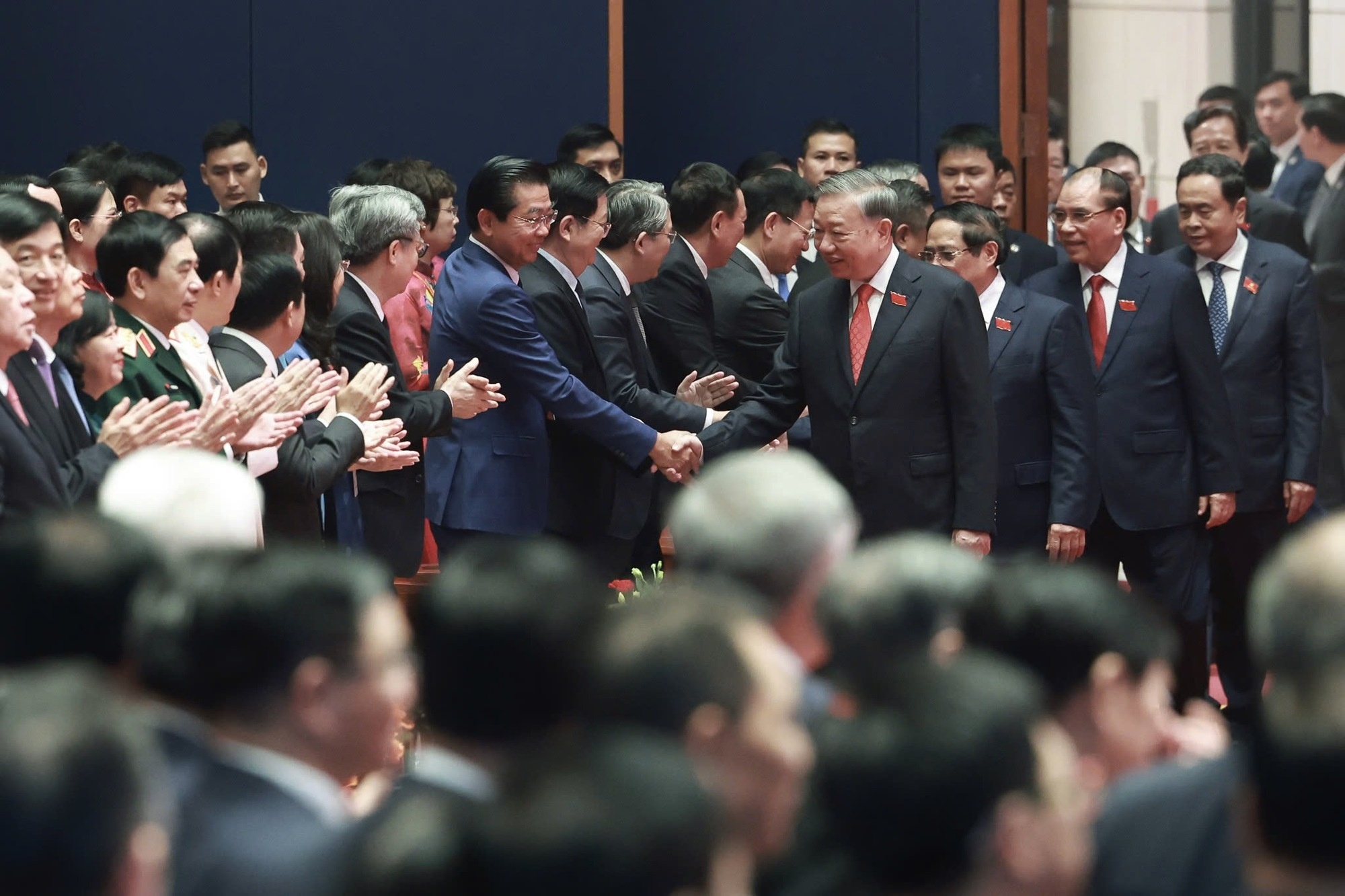 Tổng Bí thư Tô Lâm, Thủ tướng Phạm Minh Chính và các đồng chí lãnh đạo, nguyên lãnh đạo Đảng, Nhà nước dự Đại hội Đảng bộ Chính phủ lần thứ I, nhiệm kỳ 2025-2030 - Ảnh: VGP/Nhật Bắc Tổng Bí thư Tô Lâm, Thủ tướng Phạm Minh Chính và các đồng chí lãnh đạo, nguyên lãnh đạo Đảng, Nhà nước dự Đại hội Đảng bộ Chính phủ lần thứ I, nhiệm kỳ 2025-2030 - Ảnh: VGP/Nhật Bắc