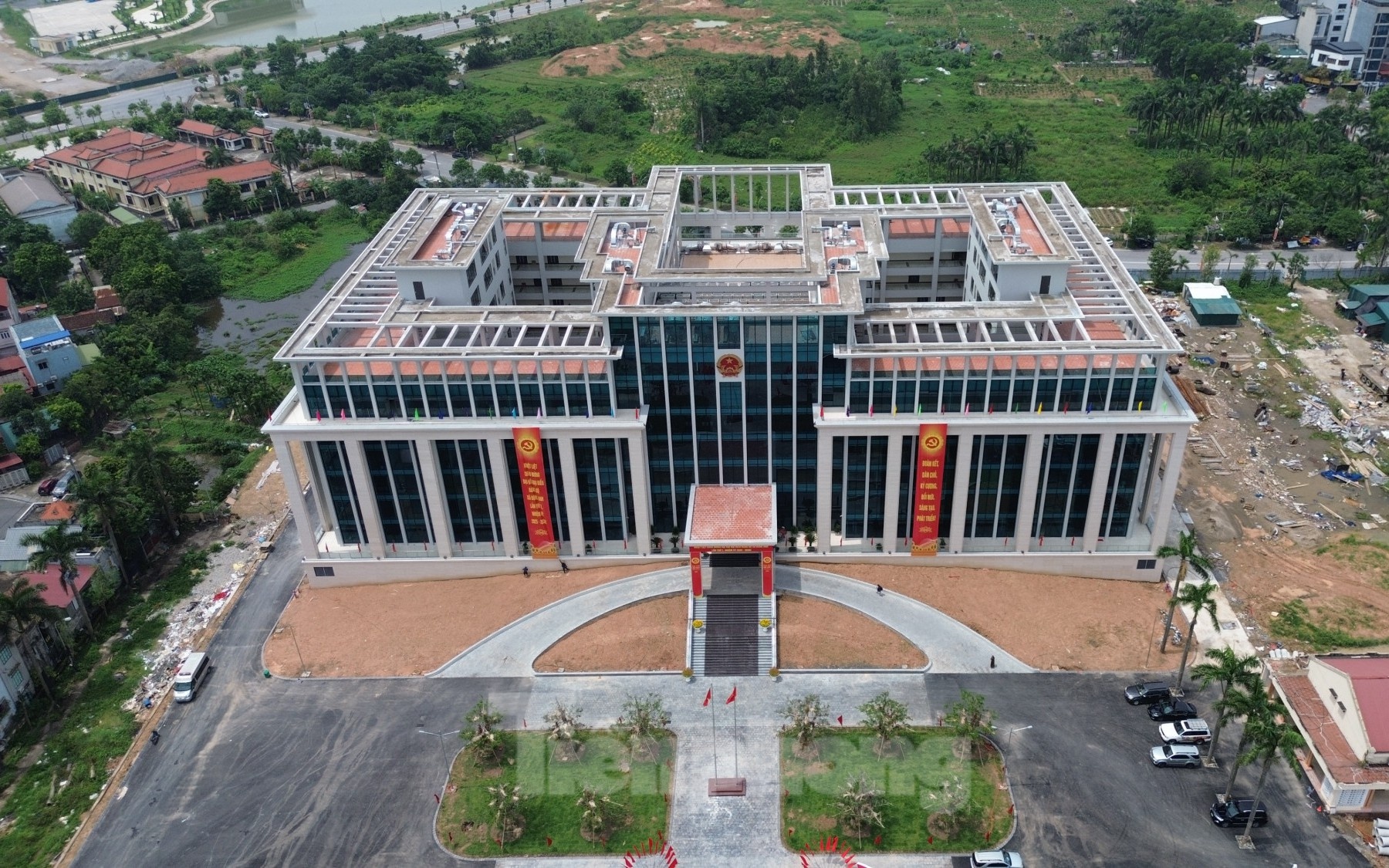 tiếp tục bố trí, sắp xếp, xử lý trụ sở, tài sản công khi sắp xếp đơn vị hành chính trên địa bàn Thành phố, tiếp tục bố trí, sắp xếp, xử lý trụ sở, tài sản công khi sắp xếp đơn vị hành chính trên địa bàn Thành phố,