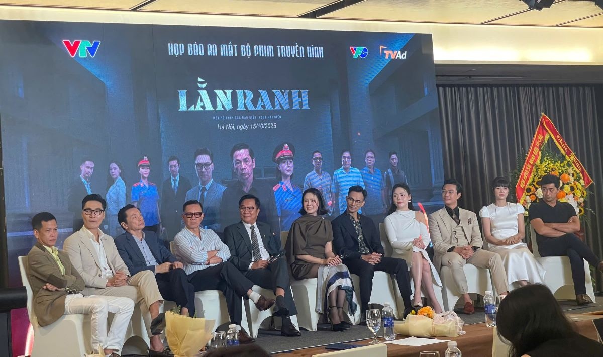 Các nghệ sĩ tham dự buổi ra mắt phim “Lằn ranh” - Khi phim chính luận chạm đến những giá trị của niềm tin và công lý