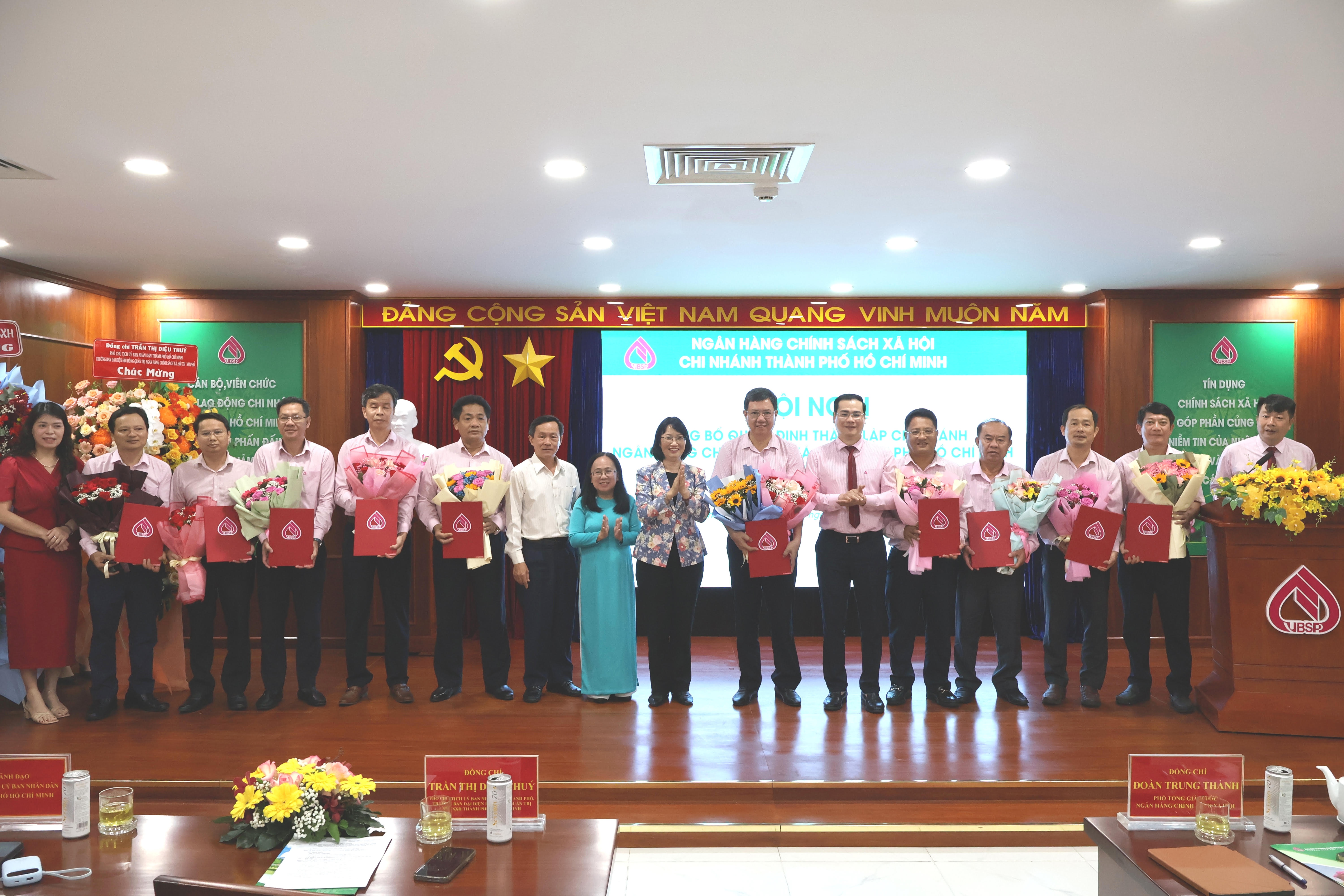 Chi nhánh NHCSXH TP. Hồ Chí Minh mở rộng quy mô, hướng tới phát triển bền vững Chi nhánh NHCSXH TP. Hồ Chí Minh mở rộng quy mô, hướng tới phát triển bền vững