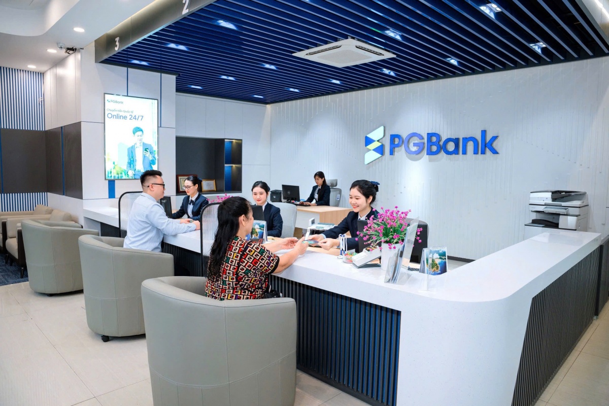 PGBank tăng trưởng ổn định, lợi nhuận trước thuế đạt gần 500 tỷ đồng sau 9 tháng đầu năm 2025 PGBank tăng trưởng ổn định, lợi nhuận trước thuế đạt gần 500 tỷ đồng sau 9 tháng đầu năm 2025