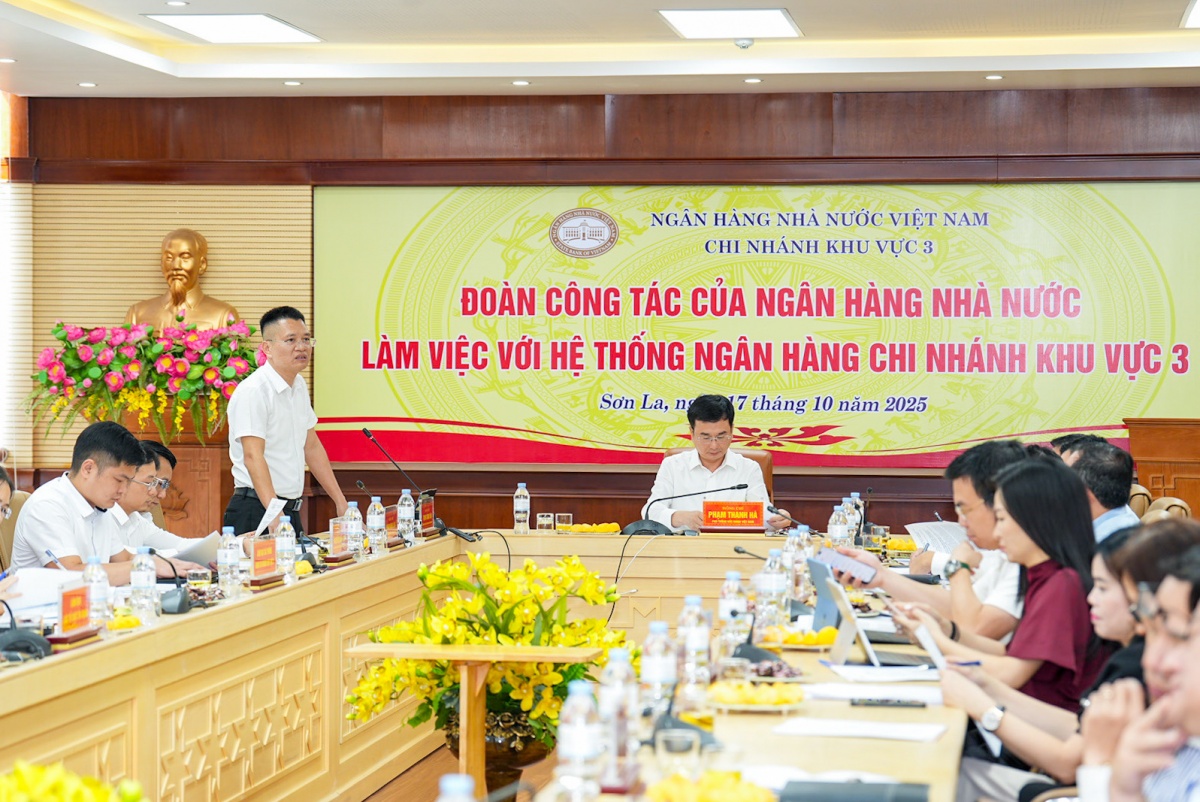 Ông Trinh Công Văn Quyền Giám đốc NHNN Khu vực 3