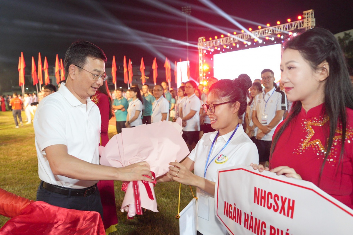 Khai mạc Đại hội Thể dục Thể thao ngành Ngân hàng Khu vực 3 lần thứ I