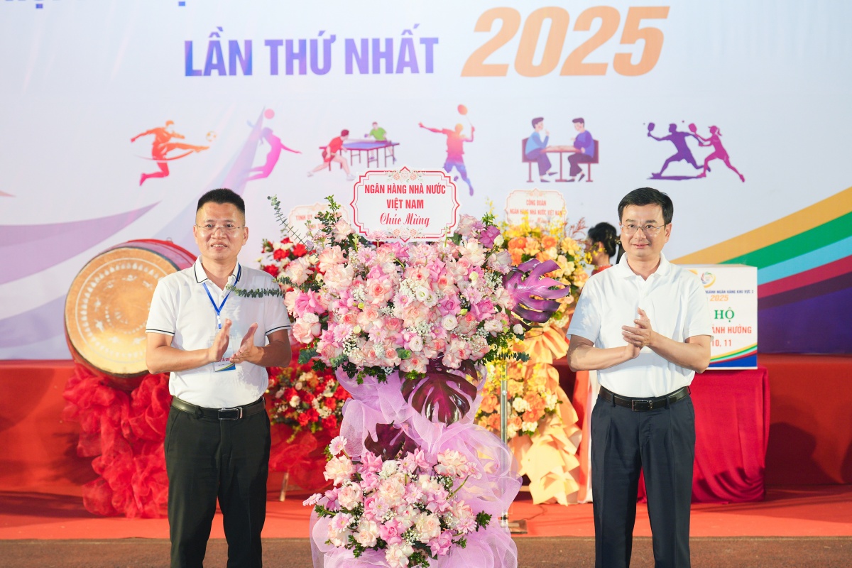 Khai mạc Đại hội Thể dục Thể thao ngành Ngân hàng Khu vực 3 lần thứ I