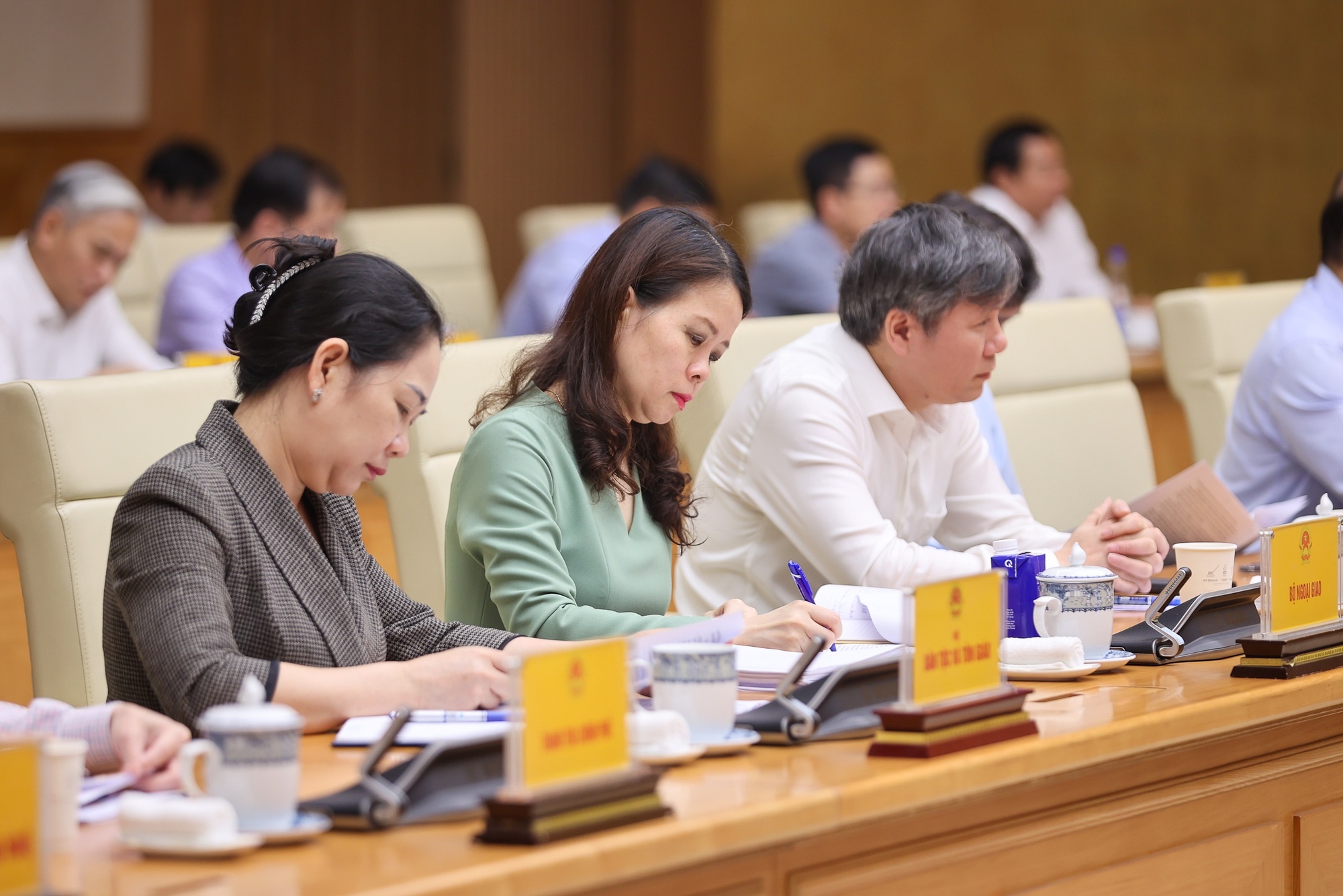 Các đại biểu tham dự Hội nghị - Ảnh: VGP/Nhật Bắc Các đại biểu tham dự Hội nghị - Ảnh: VGP/Nhật Bắc