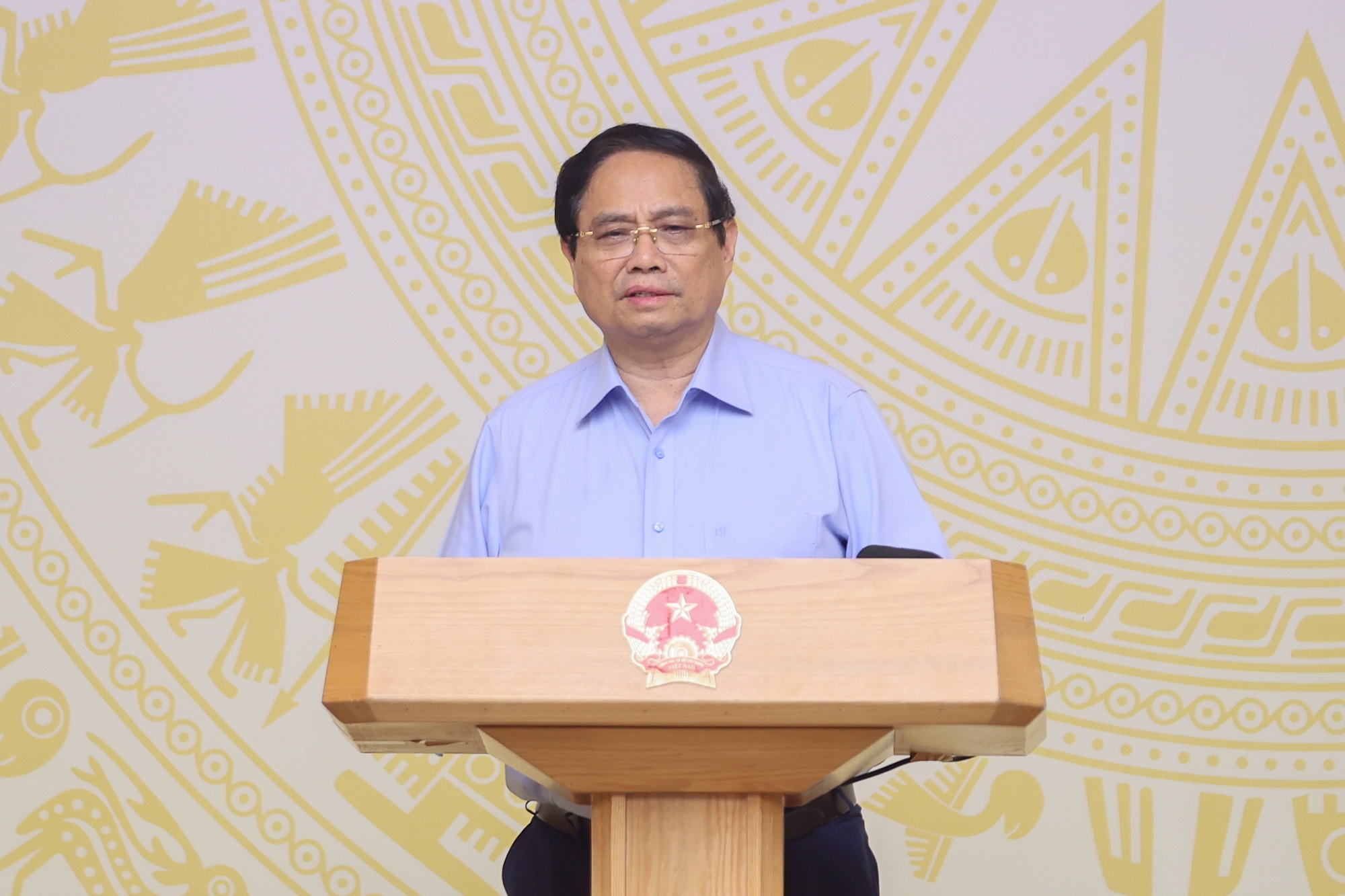 Thủ tướng yêu cầu các bộ ngành, cơ quan, địa phương chuẩn bị khởi công, khánh thành các công trình, dự án quy mô lớn vào ngày 19/12/2025 để chào mừng Đại hội XIV của Đảng - Ảnh: VGP/Nhật Bắc Thủ tướng yêu cầu các bộ ngành, cơ quan, địa phương chuẩn bị khởi công, khánh thành các công trình, dự án quy mô lớn vào ngày 19/12/2025 để chào mừng Đại hội XIV của Đảng - Ảnh: VGP/Nhật Bắc