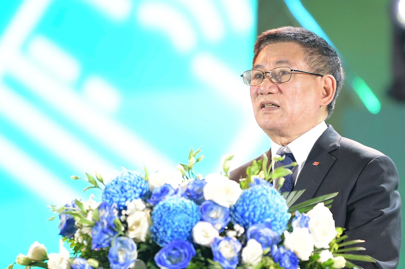 “Một chạm” - biểu tượng của niềm tin và kết nối trong xã hội số “Một chạm” - biểu tượng của niềm tin và kết nối trong xã hội số