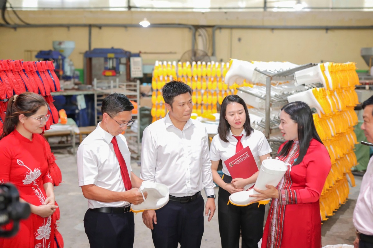 Đắk Lắk: Chính quyền đồng hành cùng doanh nghiệp vượt khó